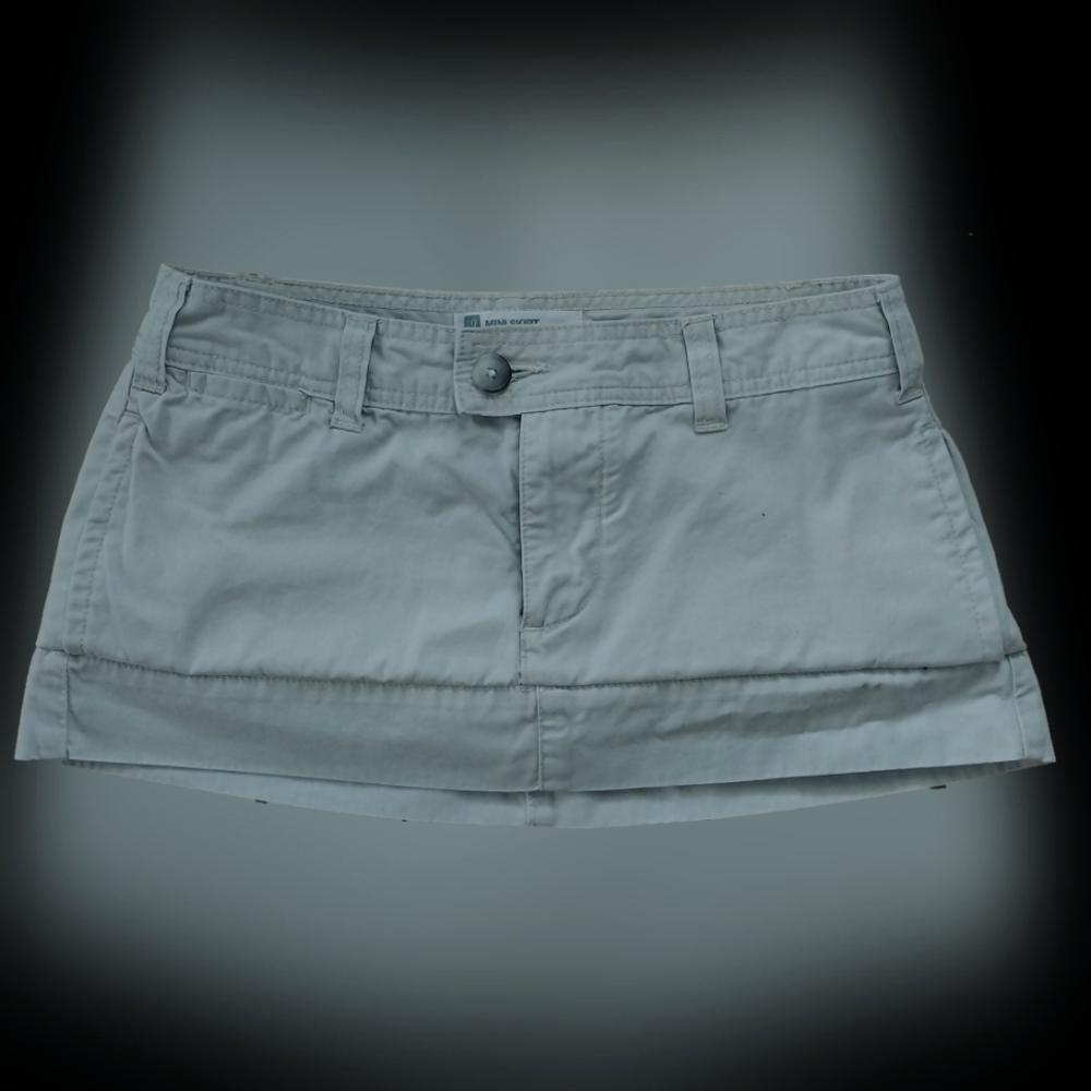 White GAP mini skirt